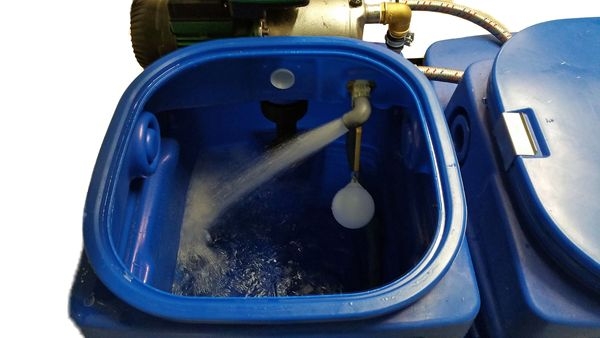 automatische Füllung über Schwimmerschaltung